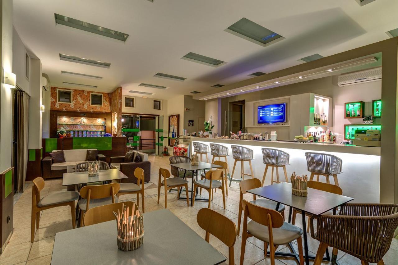 Alkionis Beach Hotel Apartments สฟากากิ ภายนอก รูปภาพ
