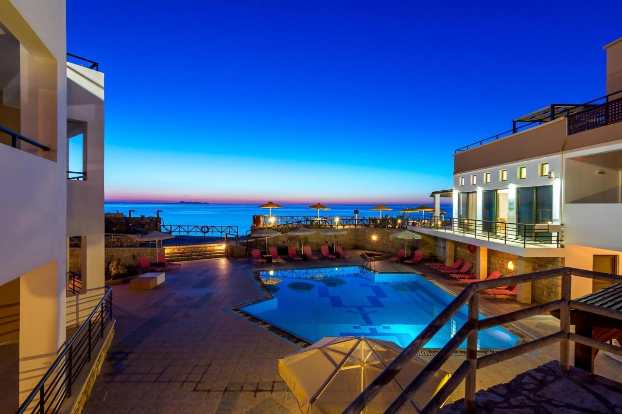 Alkionis Beach Hotel Apartments สฟากากิ ภายนอก รูปภาพ