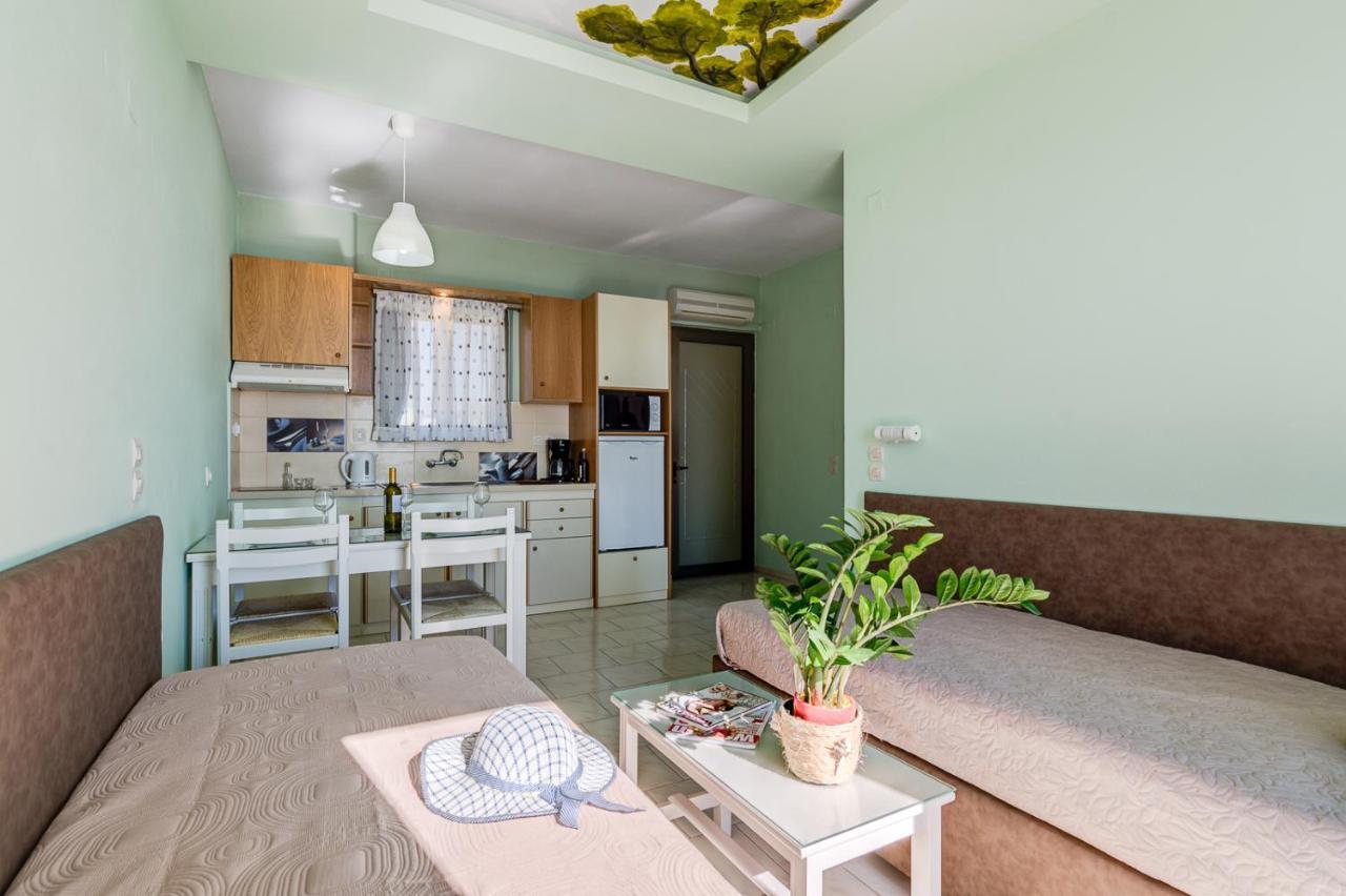 Alkionis Beach Hotel Apartments สฟากากิ ภายนอก รูปภาพ